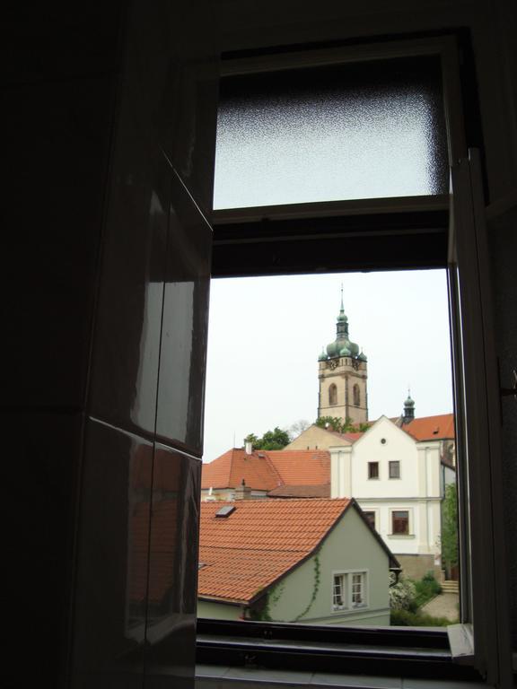 Hotel Jaro Mělník Стая снимка