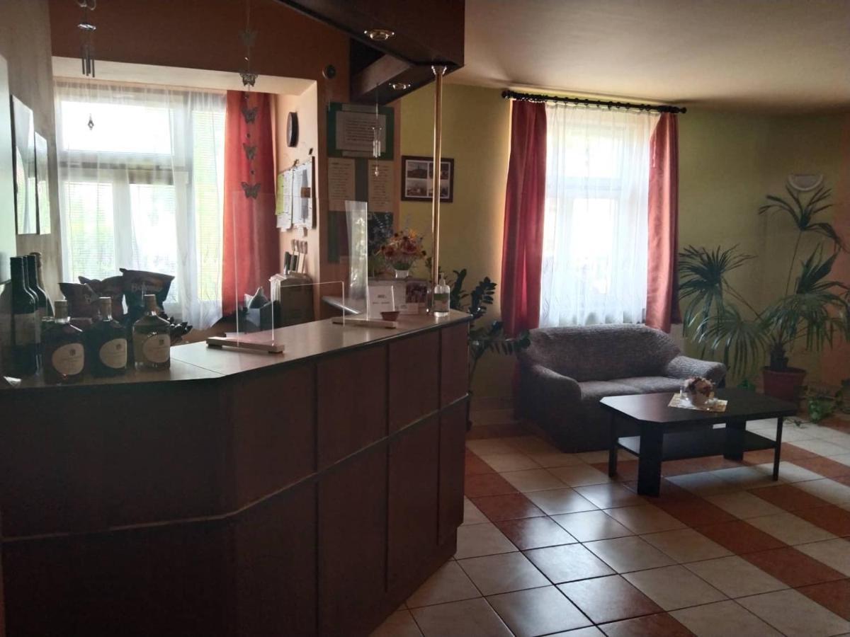 Hotel Jaro Mělník Екстериор снимка