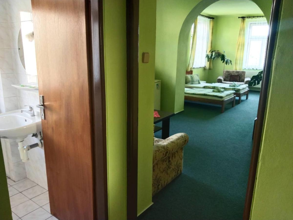 Hotel Jaro Mělník Екстериор снимка